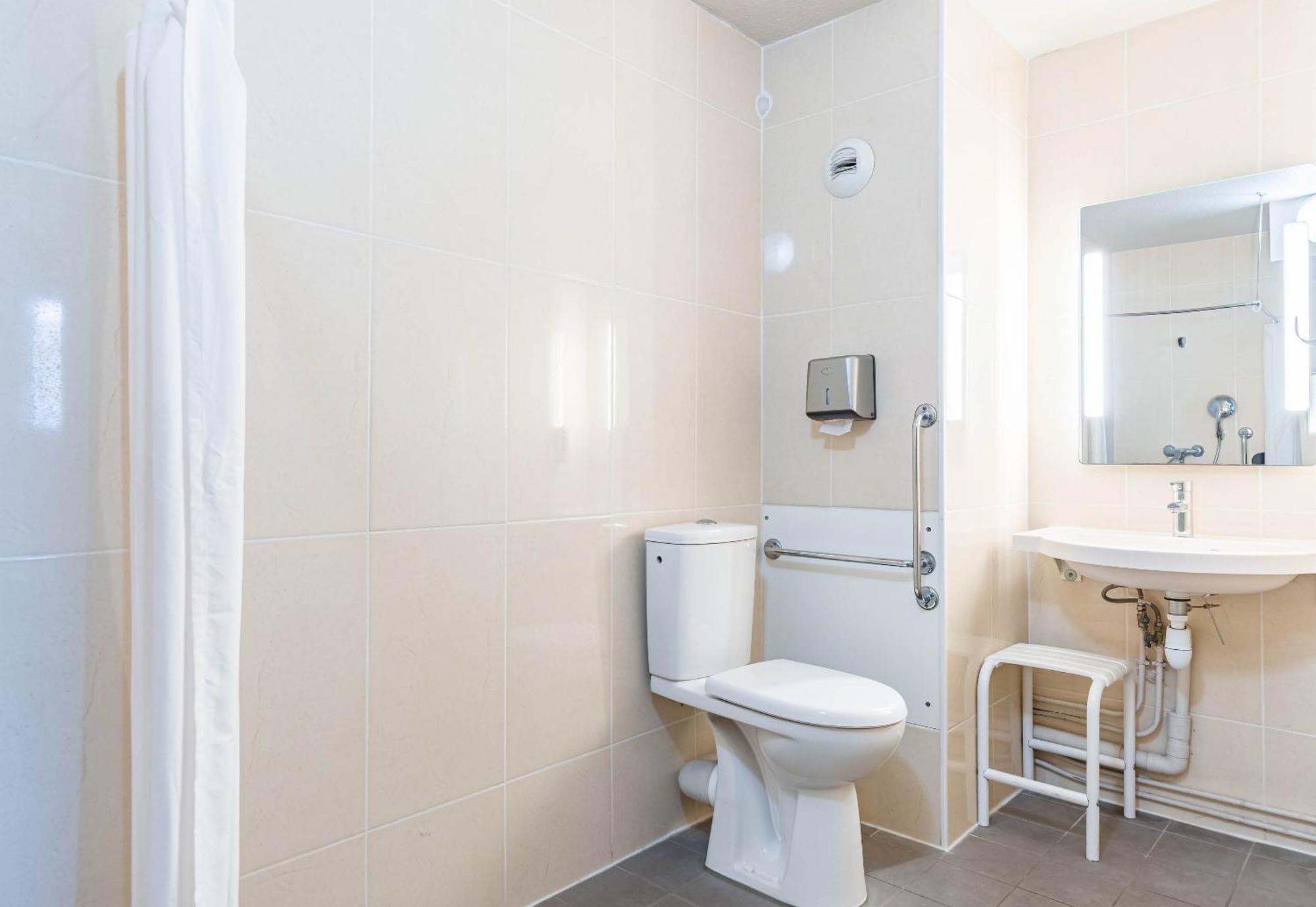 B&B Hotel Tours Sud Joué-lés-Tours Ngoại thất bức ảnh